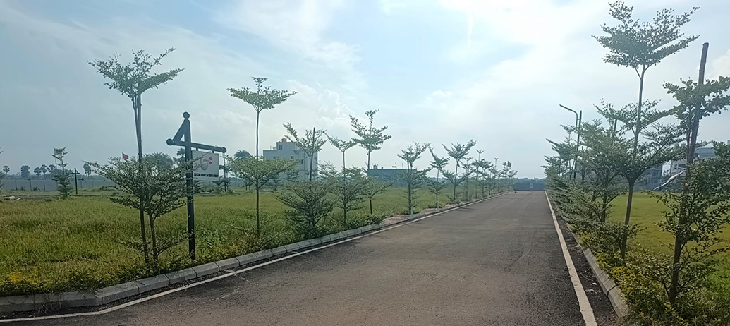 003_crystalcrownkundrathurchennaiplots